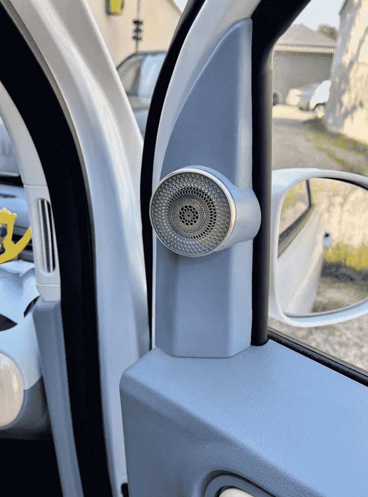 Xevaban.com ở 214 Giải Ph&oacute;ng l&agrave; đơn vị chuy&ecirc;n cung cấp phụ kiện oto, đồ chơi oto,&nbsp;đồ chơi bestune pony,&nbsp;phụ kiện&nbsp;bestune pony, xevaban, 214 giải ph&oacute;ng, n&acirc;ng cấp loa bestune pony, độ loa c&aacute;nh bestune pony, n&acirc;ng cấp loa trụ a bestune pony.